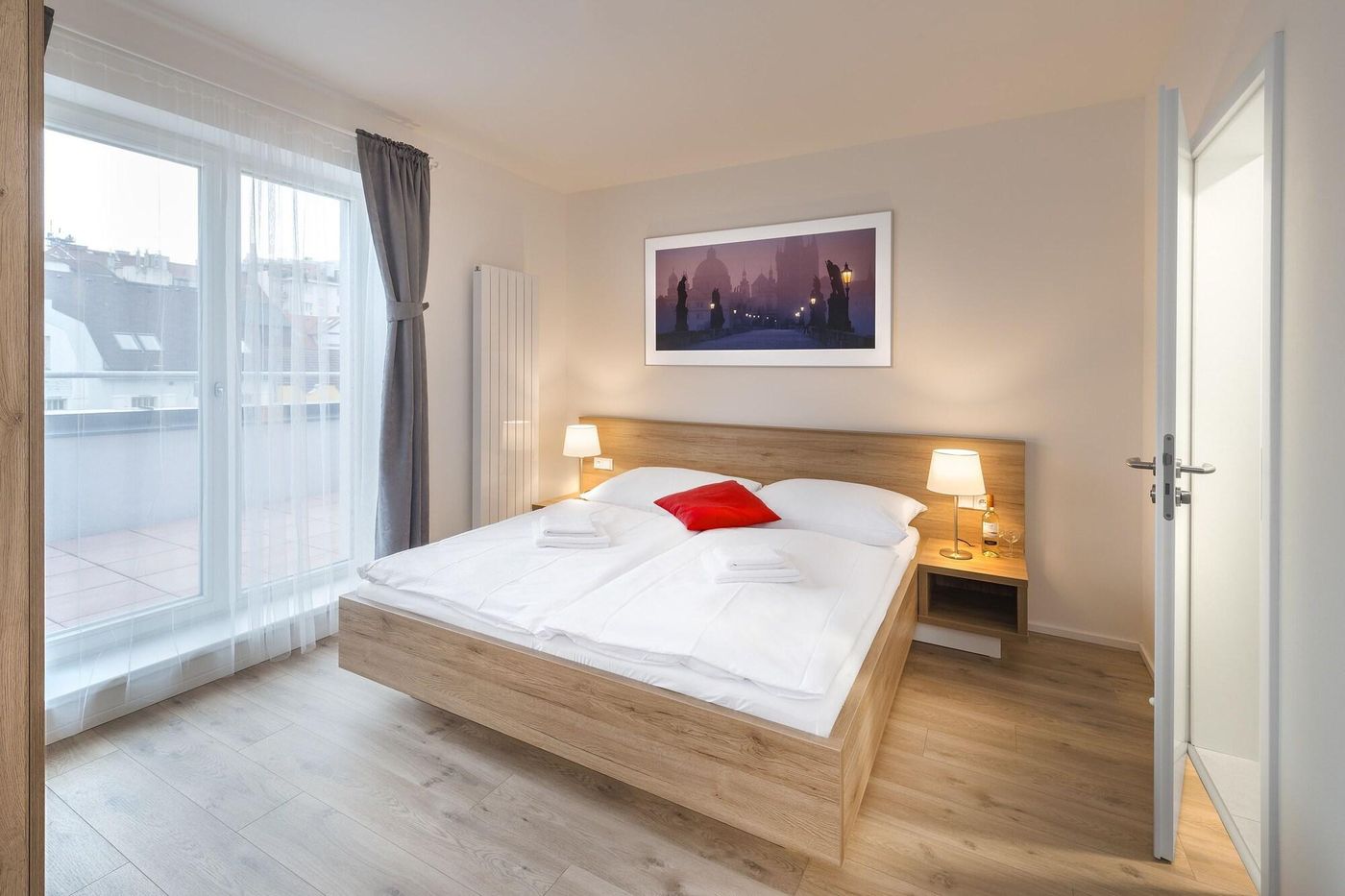 Downtown-Suites-Belohorska-Room-26