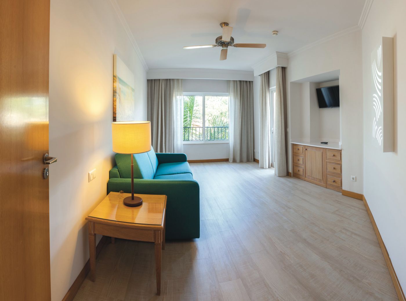 3HB-Guarana---Room-22