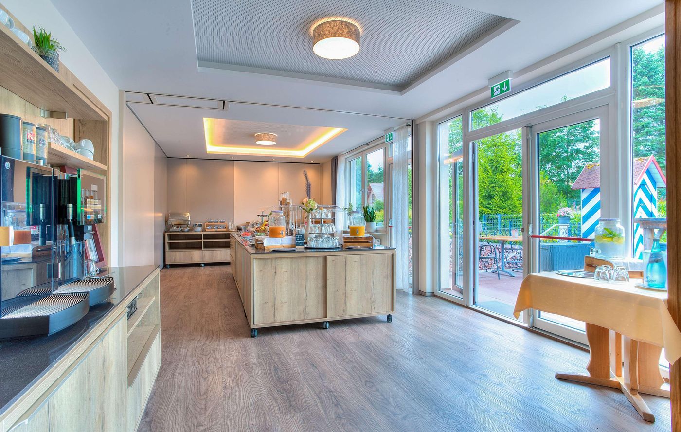 Best Western Hotel Brunnenhof - Germany - Weibersbrunn - Restaurant - 8