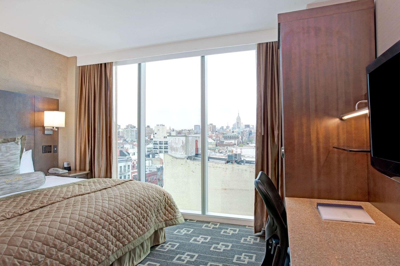 Wyndham-Garden-Chinatown-Room-22