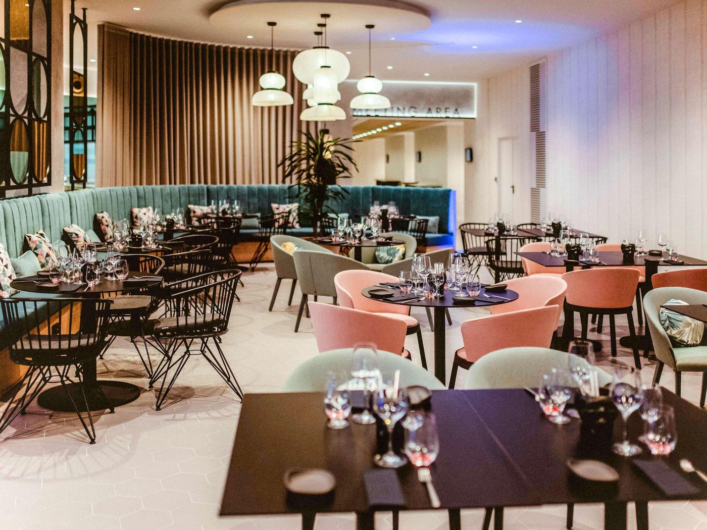 Novotel-Madrid-Campo-Naciones-Bar-58