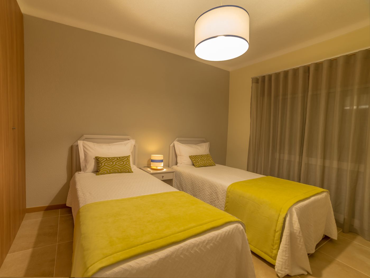 Flor Da Rocha Apartments