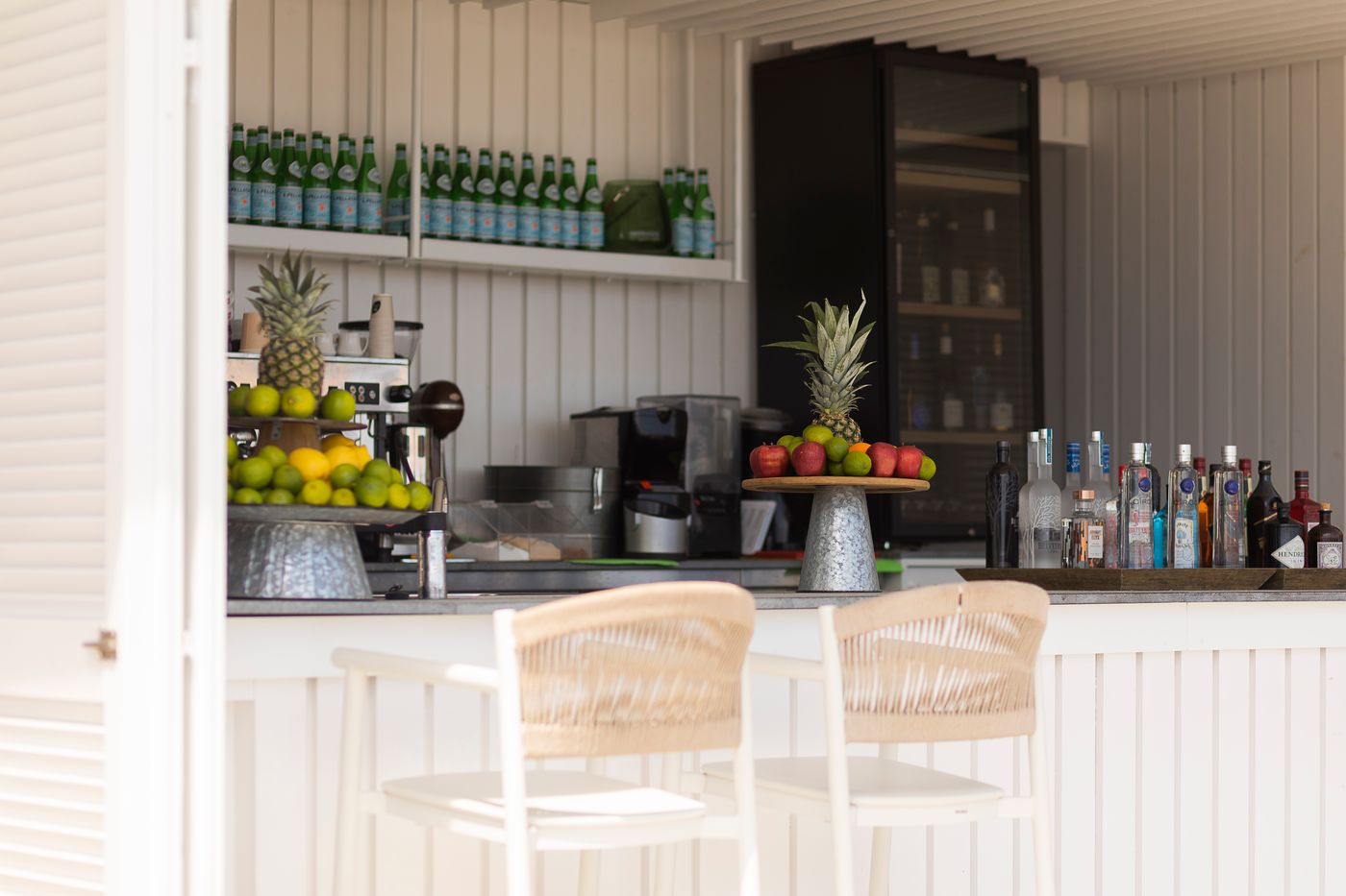 Eagles-Palace-Bar-23