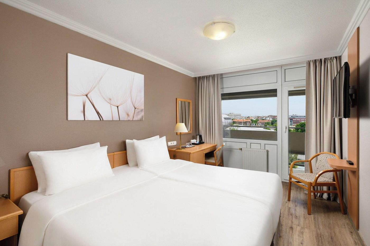 Danubius-Hotel-Arena-Room-12