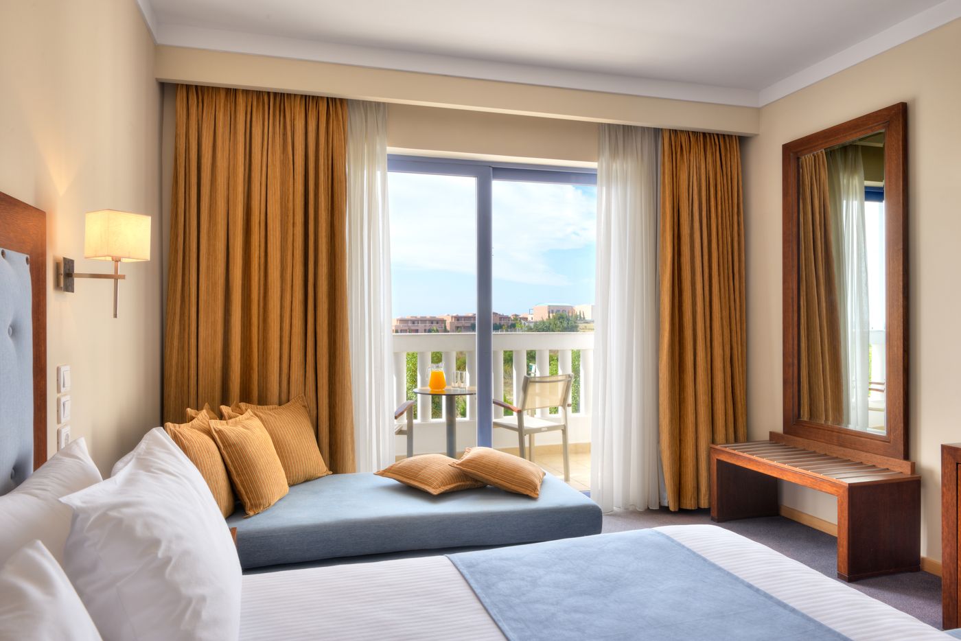 Lakitira-Suites-Room-12