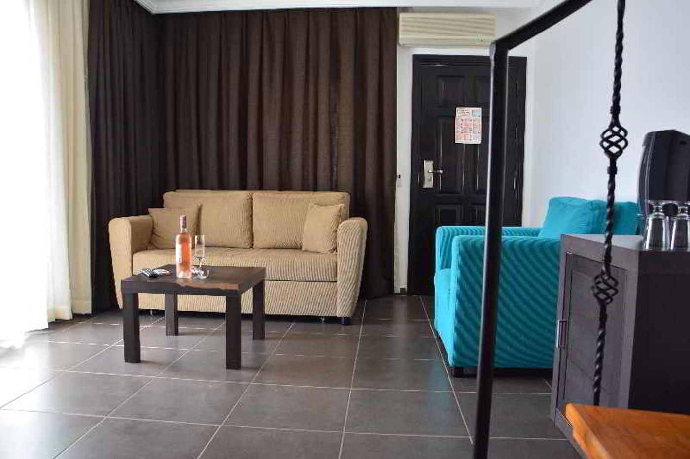 Kalamar-Hotel-Room-28