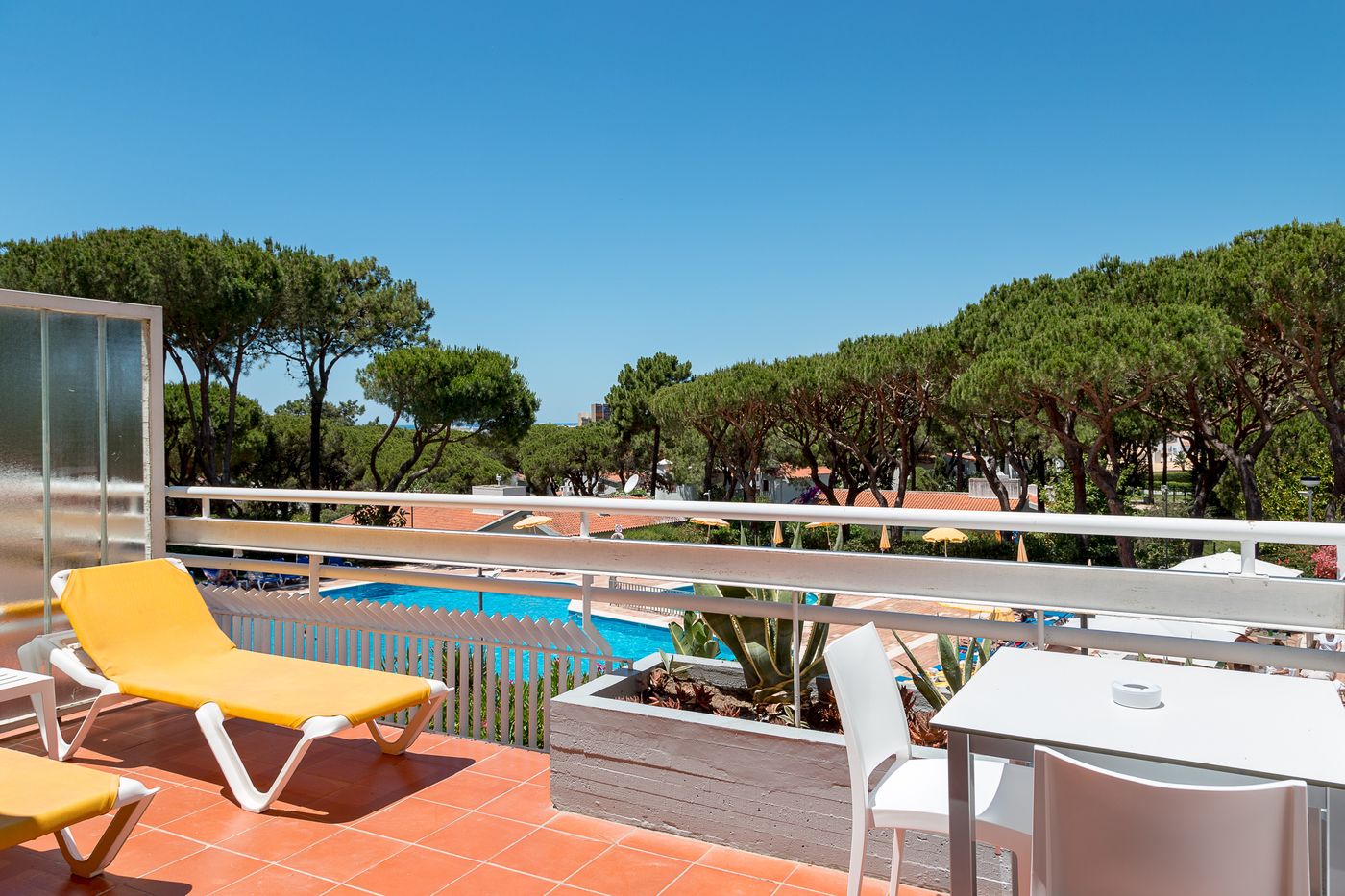 Pinhal-da-Marina-Hotel-Room-4