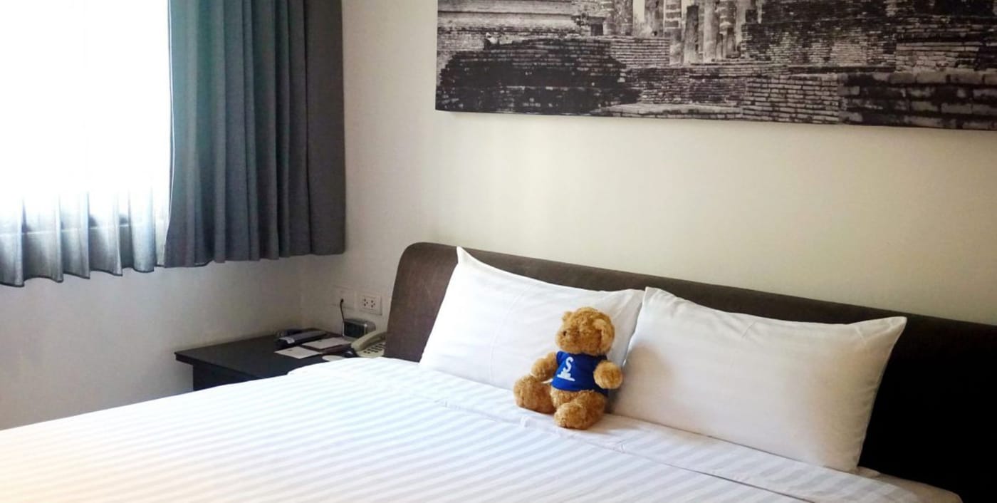 S33-Compact-Sukhumvit-Hotel-Room-27