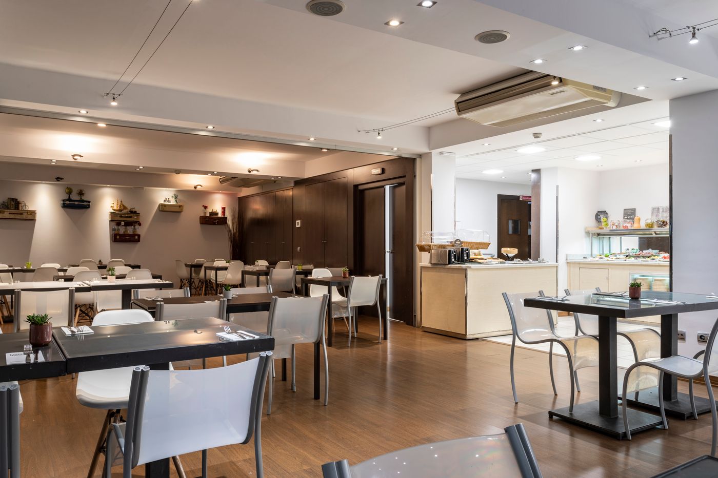 Petit-Palace-Arturo-Soria-Restaurant-33