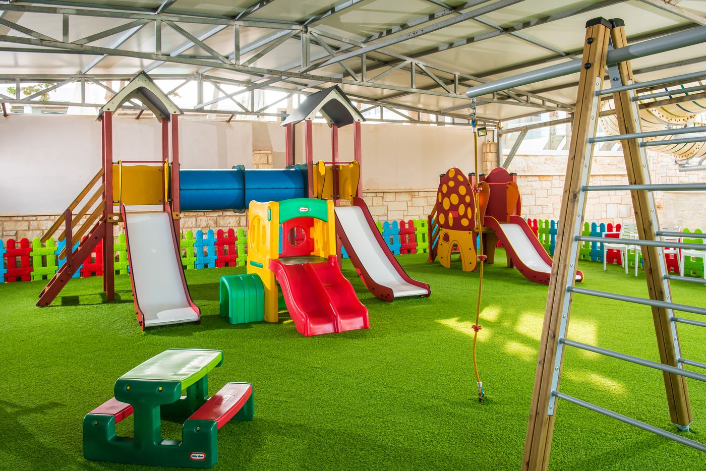 Gouves-Water-Park-Holiday-Resort-Sports-and-Entertainment-72