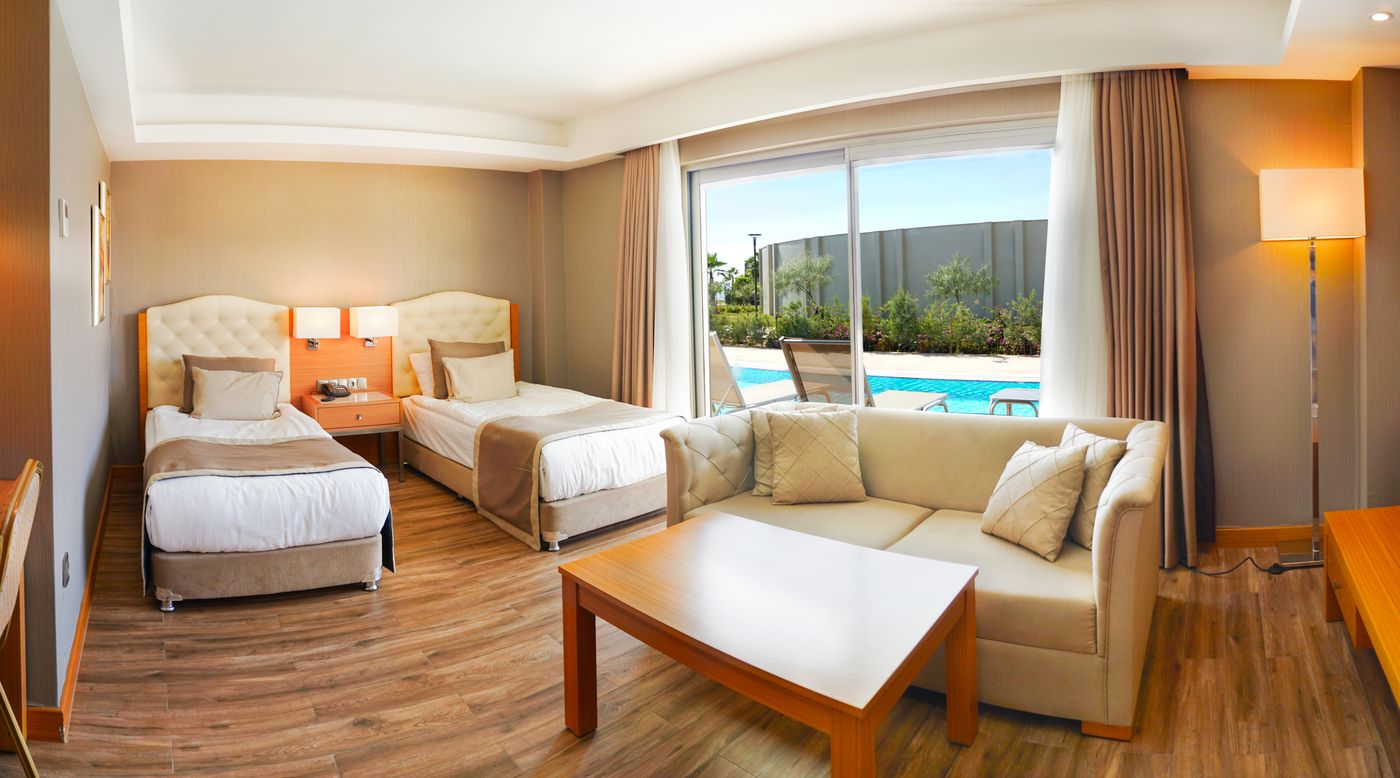 Aquasis Deluxe Resort & Spa