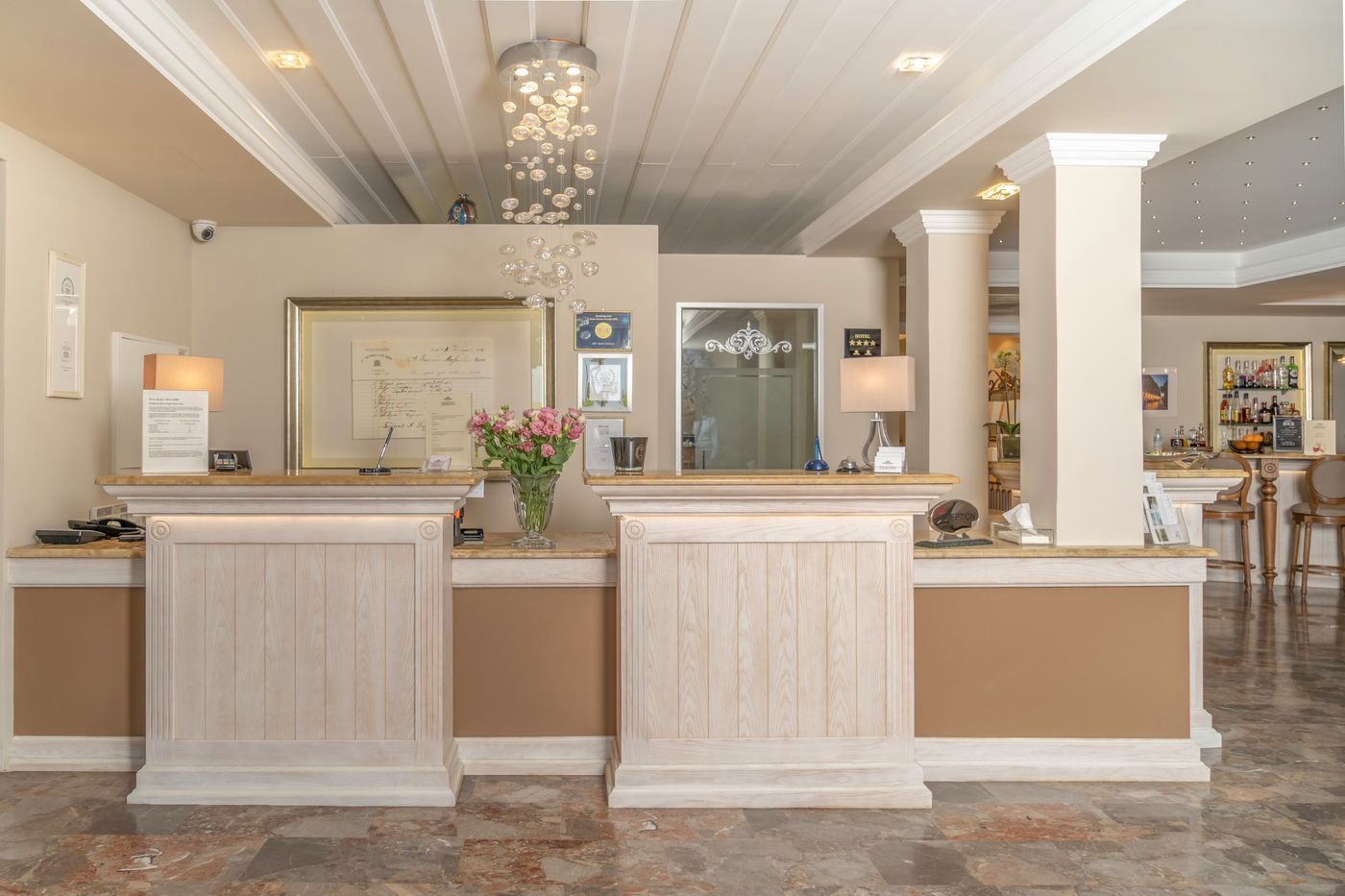 Debono-Hotel-Lobby-58