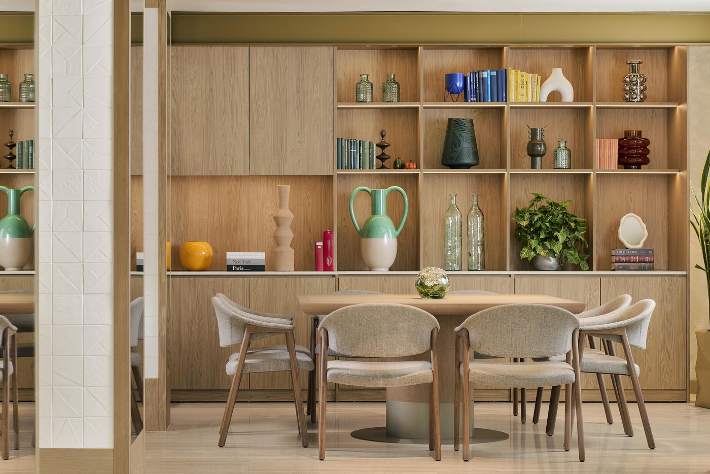 NH-Paseo-de-la-Habana-Lobby-18