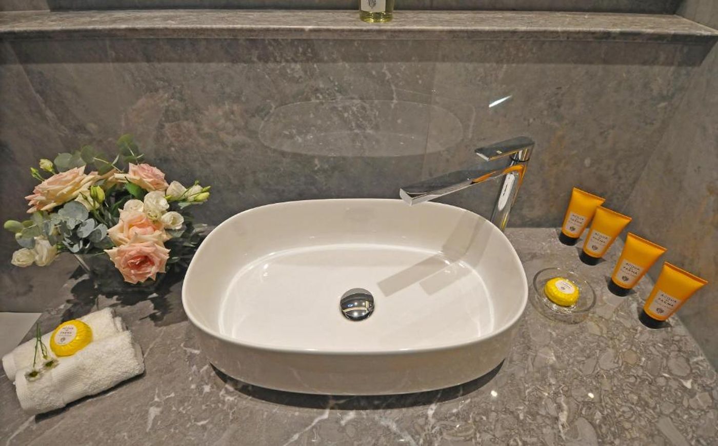 Grand-Hotel-et-des-Palmes-Room-61