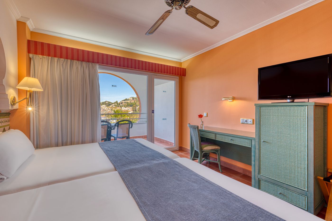 29.05.25 Playacalida