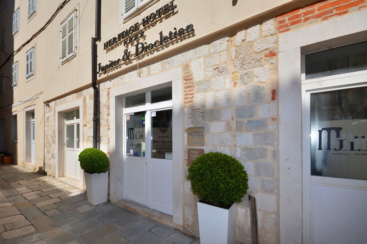 Heritage-Jupiter-Luxury-Hotel-General-view-5