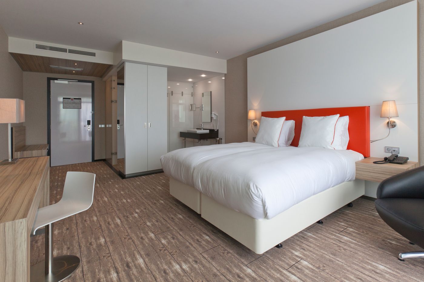 Van-der-Valk-Hotel-Schiphol-Room-14