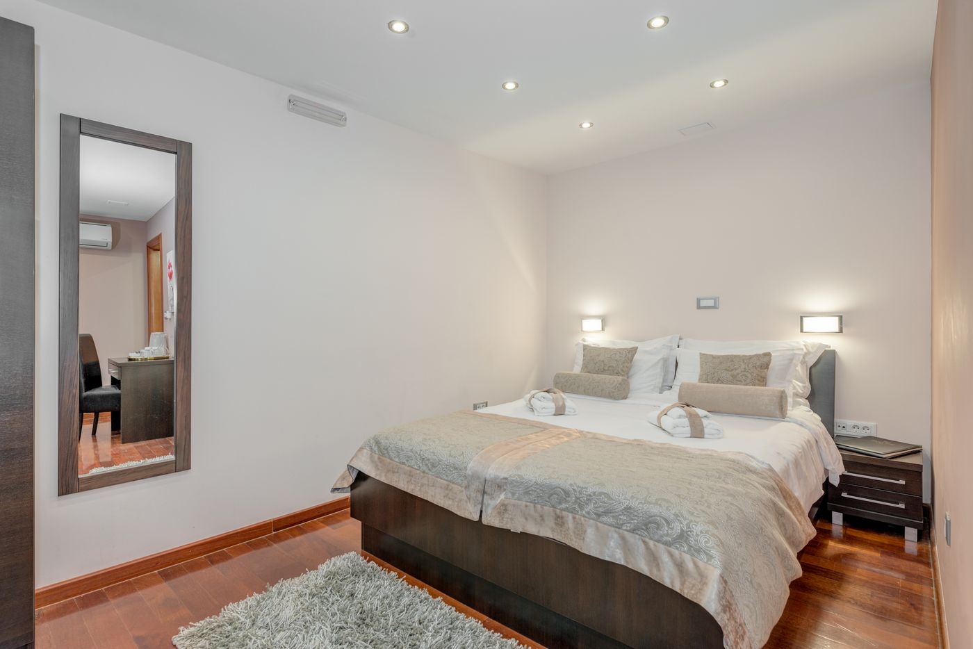 Palace-Suites-Heritage-hotel---Adults-Only-Room-11