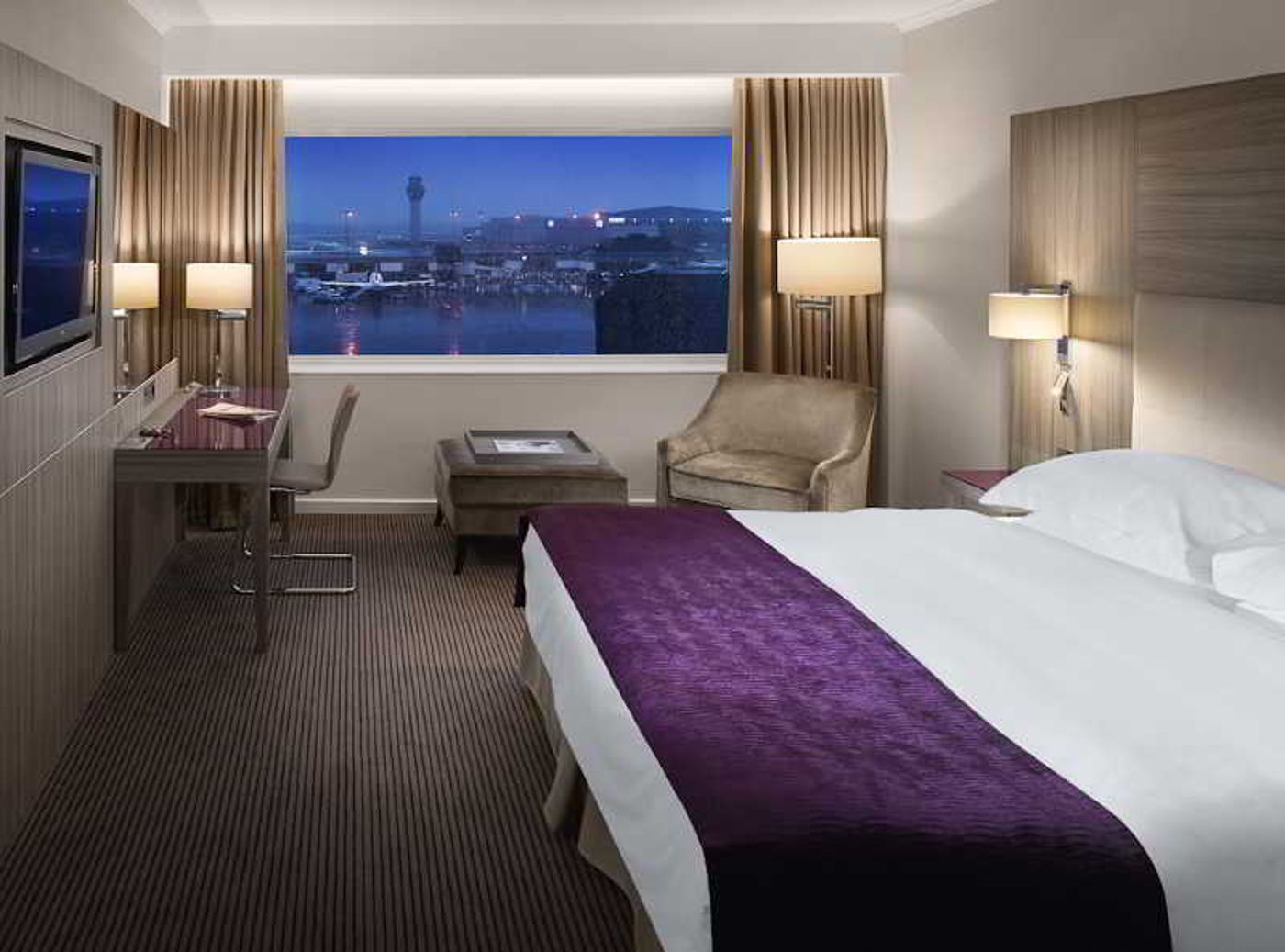 Radisson Blu Hotel Manchester Airport-United Kingdom-MANCHESTER-General view-8