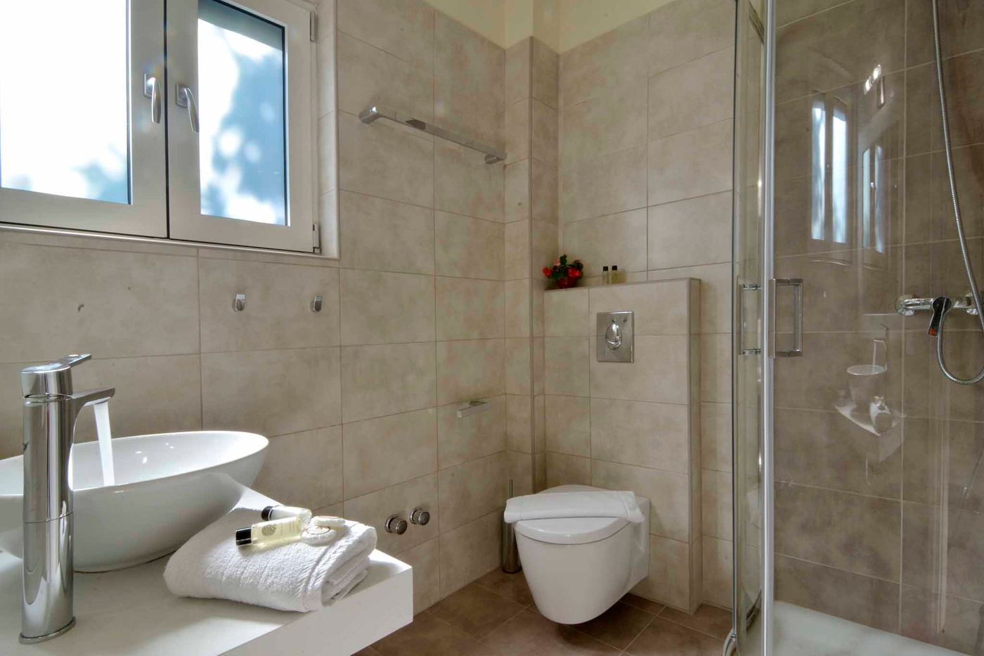 Chrismos-Luxury-Suites---Studios-Room-25