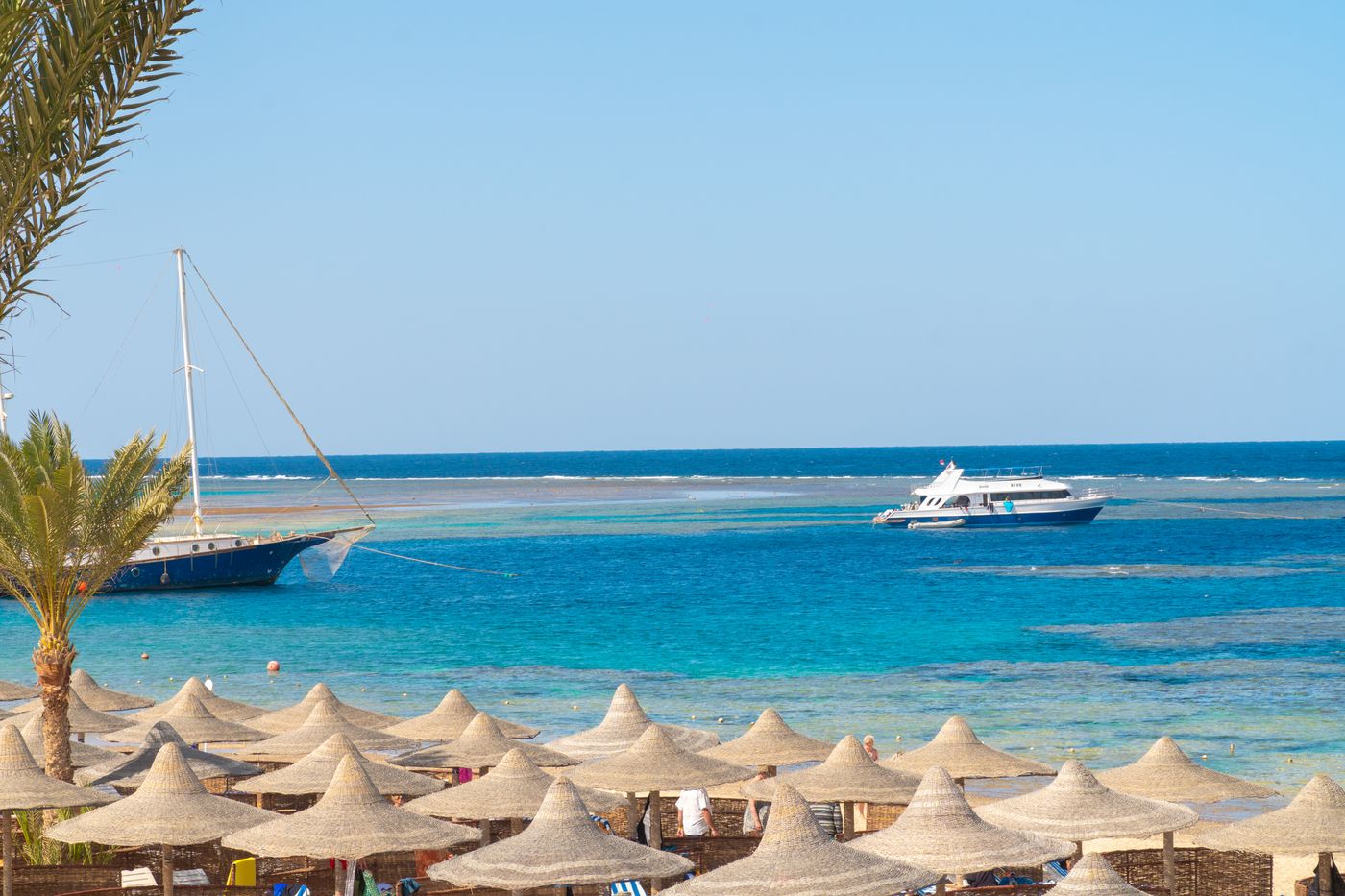 Utopia-Beach-Club-Beach-77