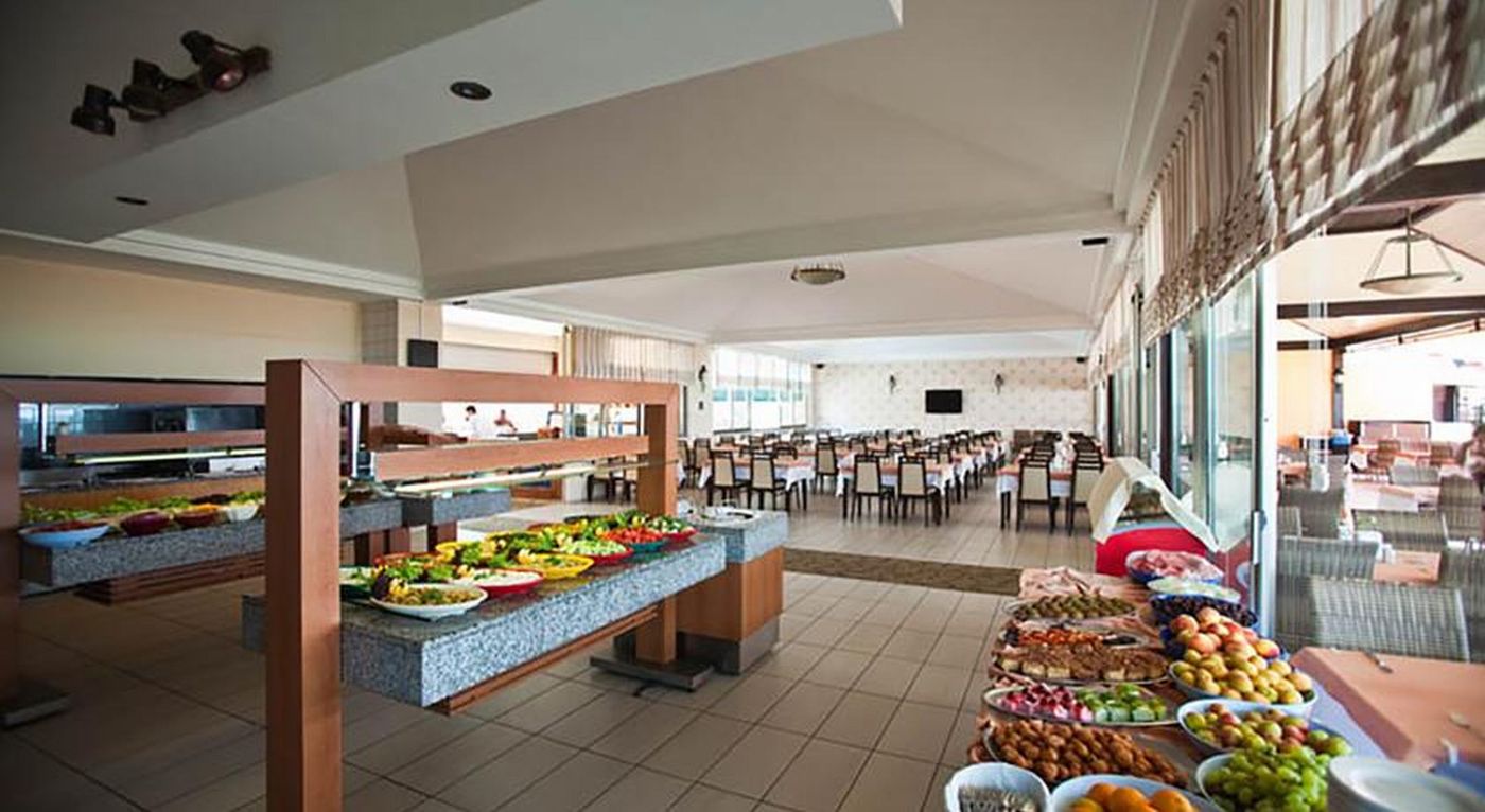 Ozlem-Garden-Restaurant-25