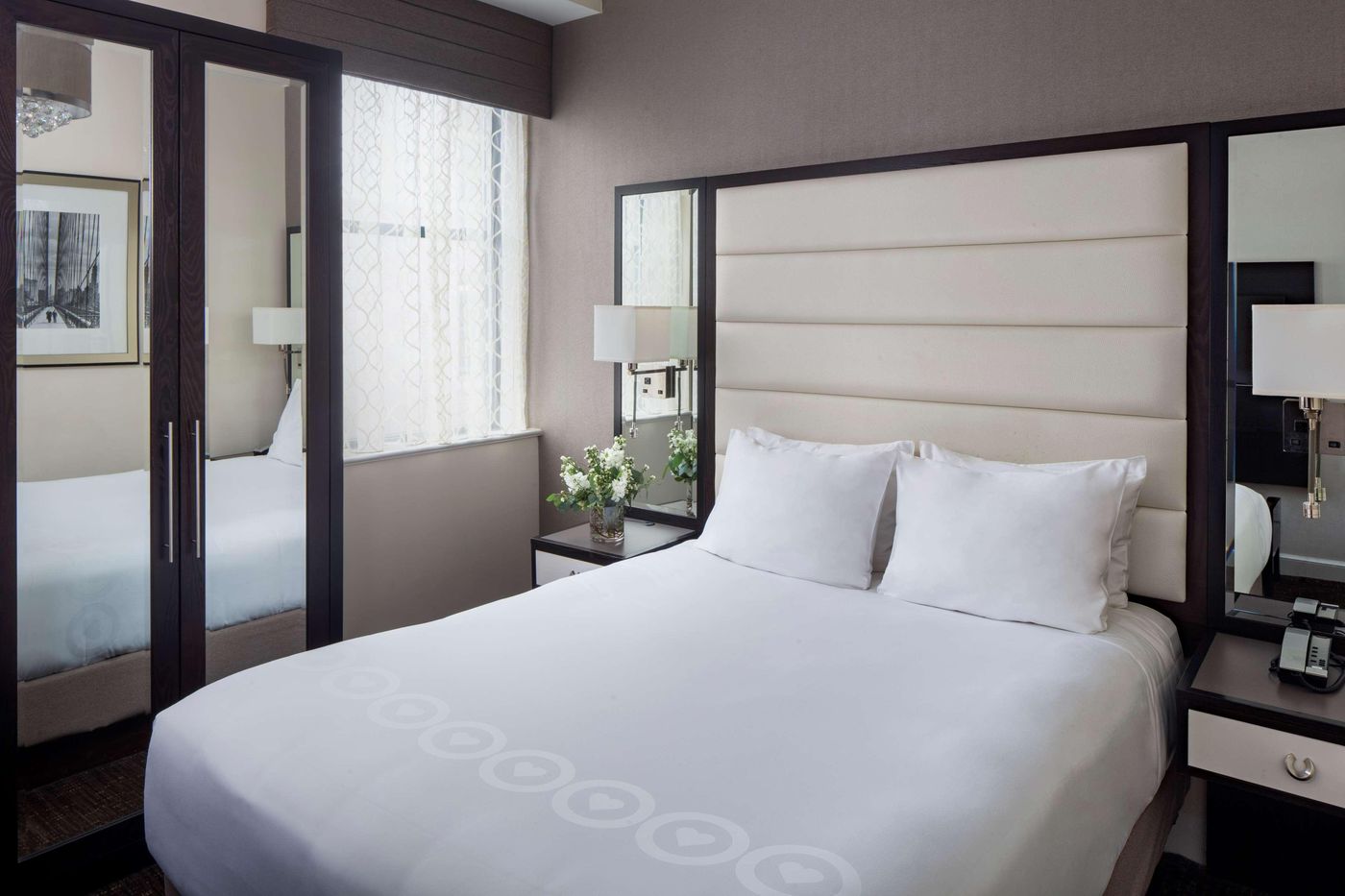 Park-South-Hotel--part-of-JdV-by-Hyatt-Room-21