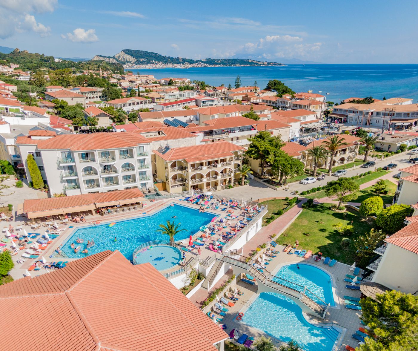 Katerina-Palace-Hotel-Pool-13