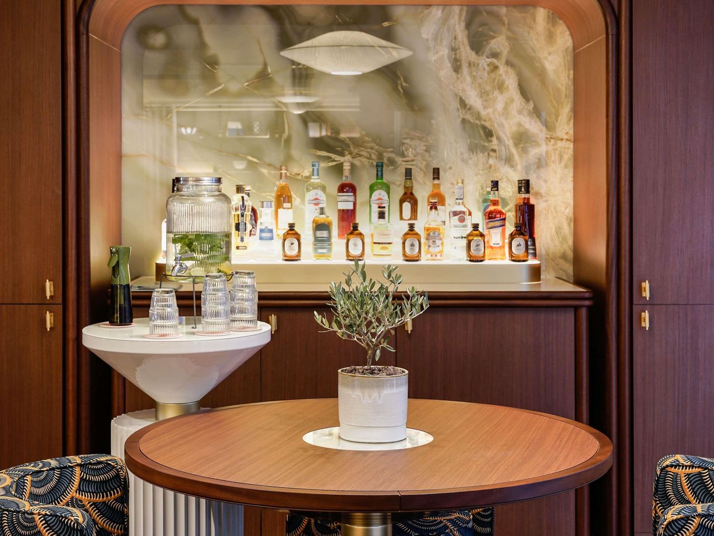 ibis-Paris-Opera-La-Fayette-Bar-15