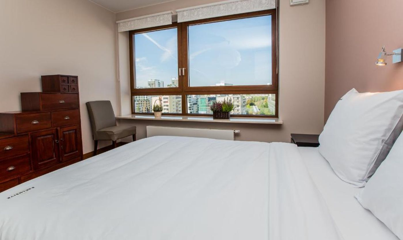 EXCLUSIVE-Aparthotel-Warszawa-Atelier-Residence-Room-17