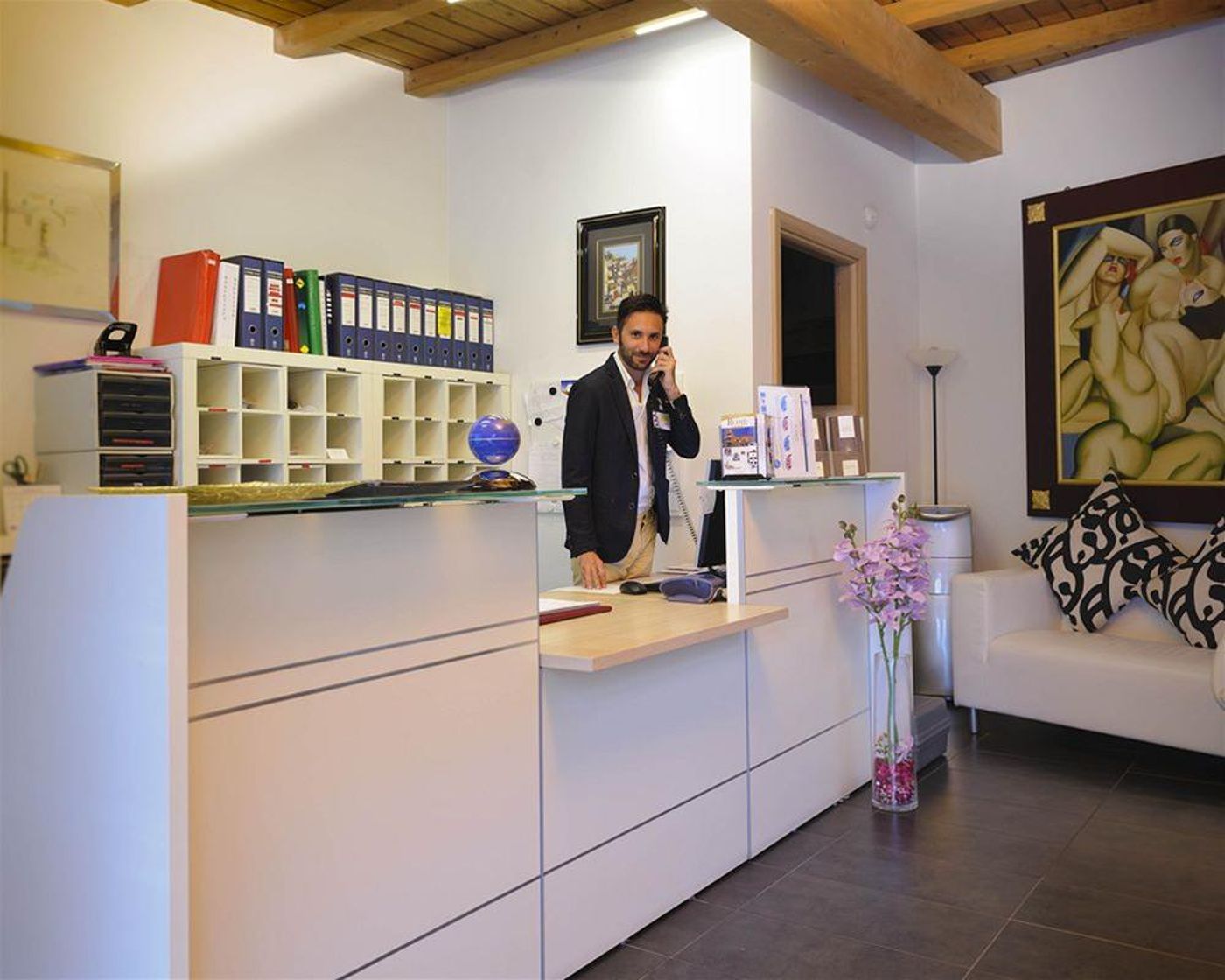 Patrizia-Romana-Palace-Lobby-7