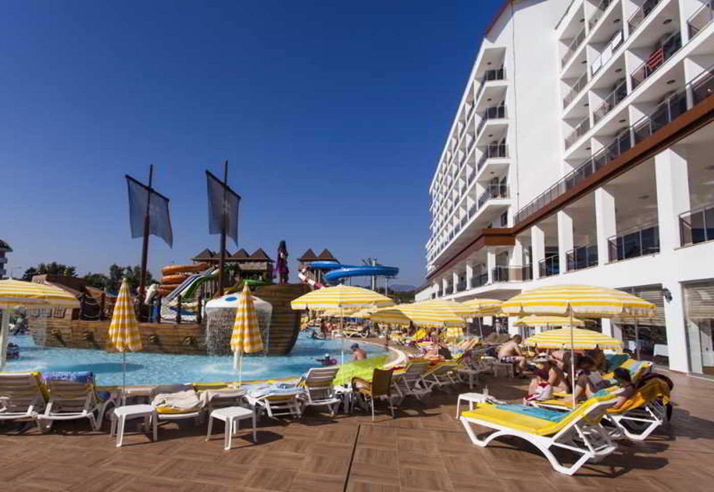 Eftalia-Splash-Resort-Terrace-12