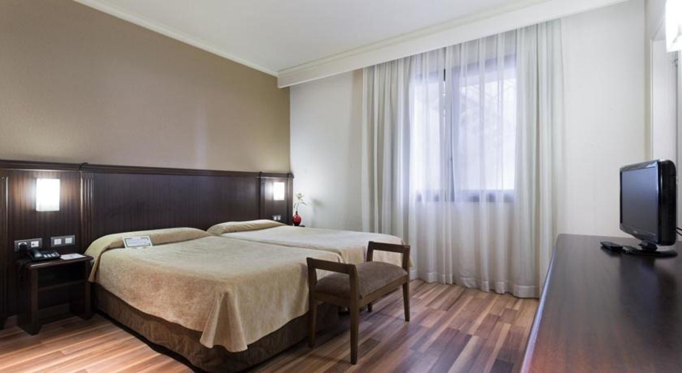 Oriente Atiram Hotel