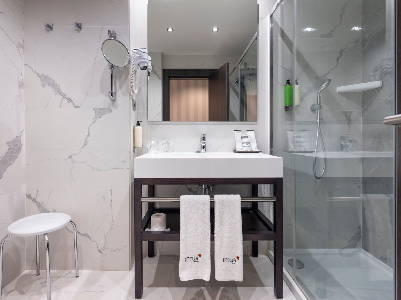 Palacio-San-Martin-Room-33