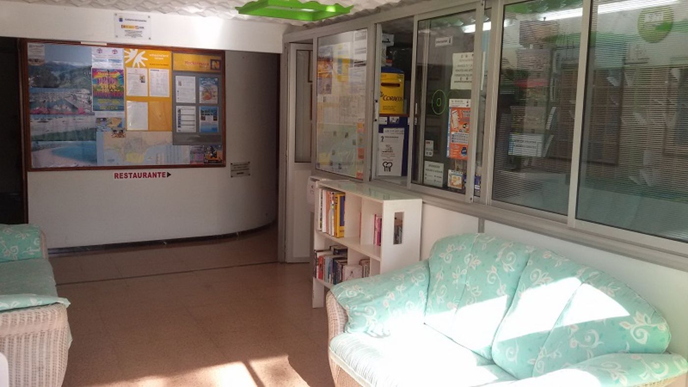 Los-Aguacates-Lobby-26