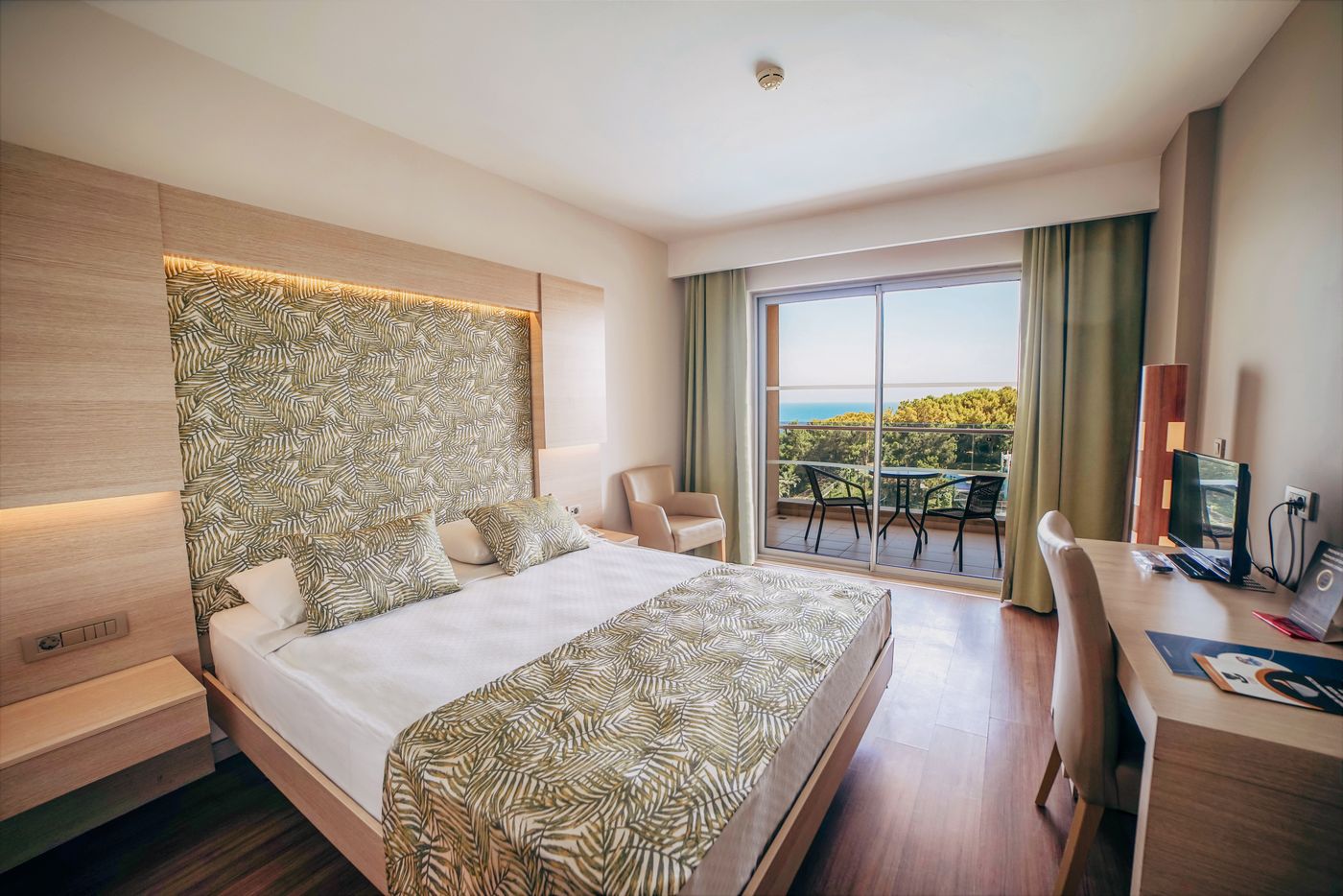 A Good Life Family Resort Utopia