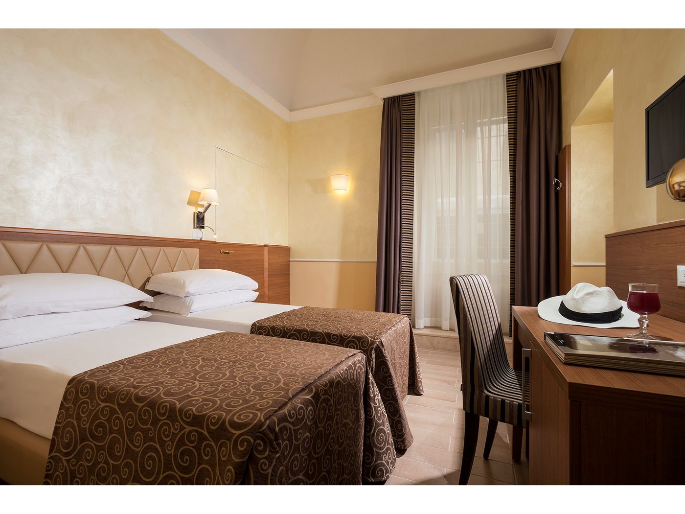 Hotel-Kennedy-Room-24