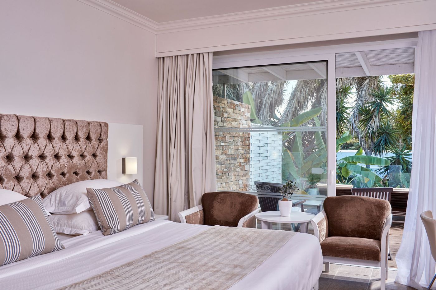 Grecian-Bay-Hotel-Room-25