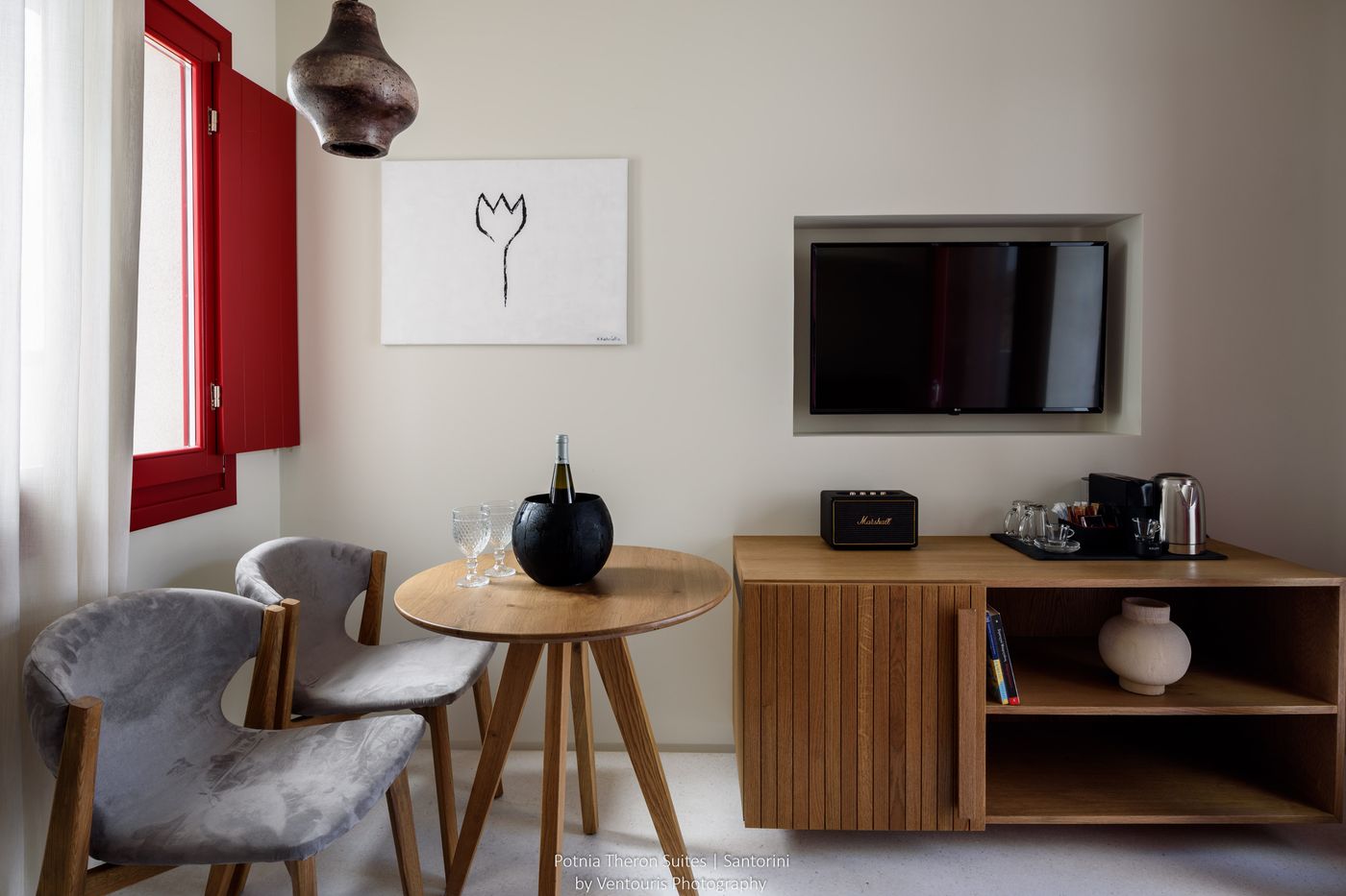 Potnia-Theron-Suites-Room-38