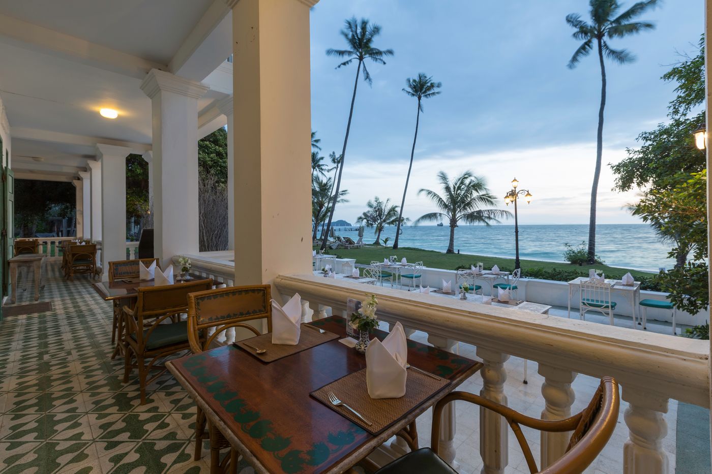 Cape-Panwa-Hotel-Phuket-Restaurant-6