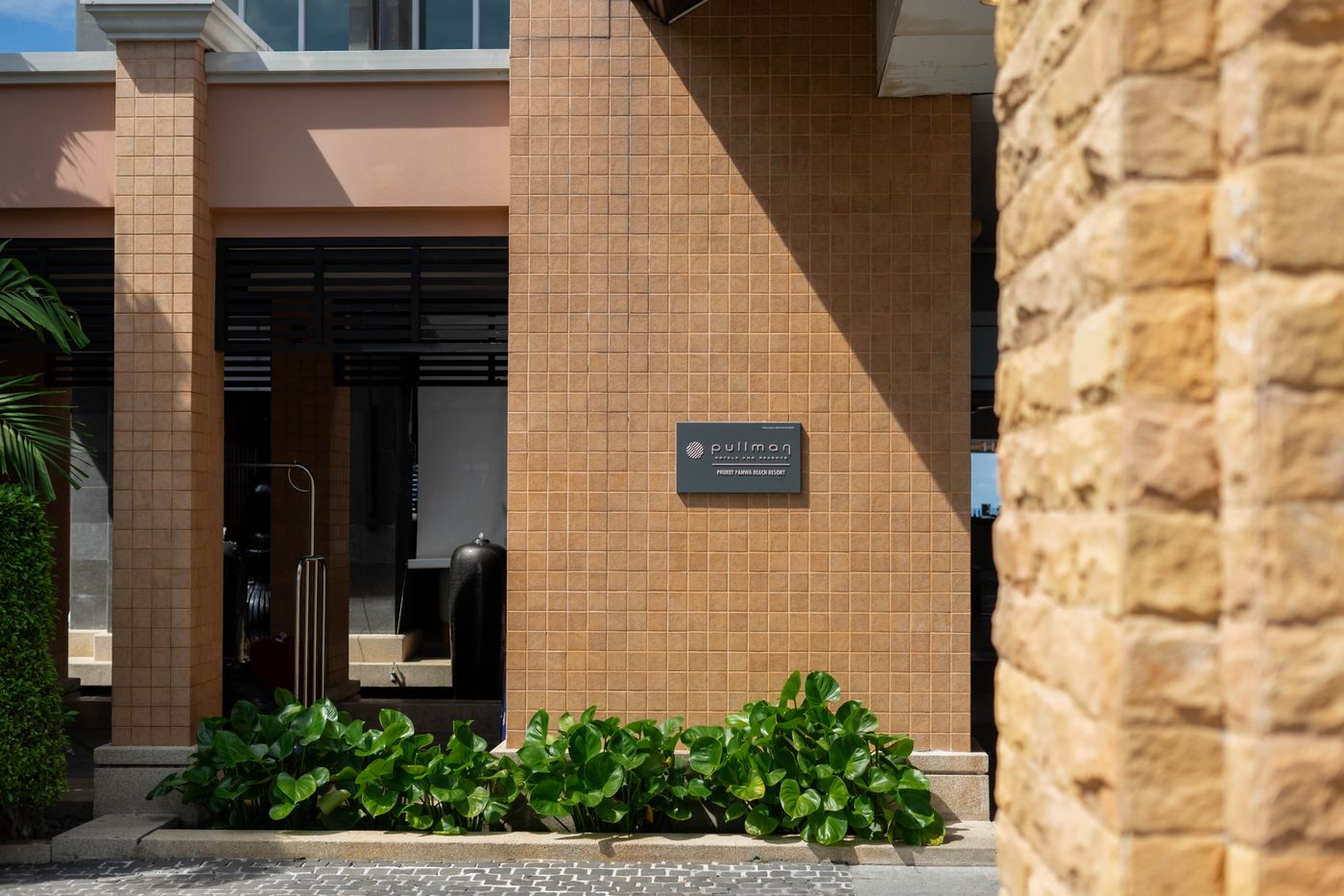 Pullman-Phuket-Panwa-Beach-Lobby-23