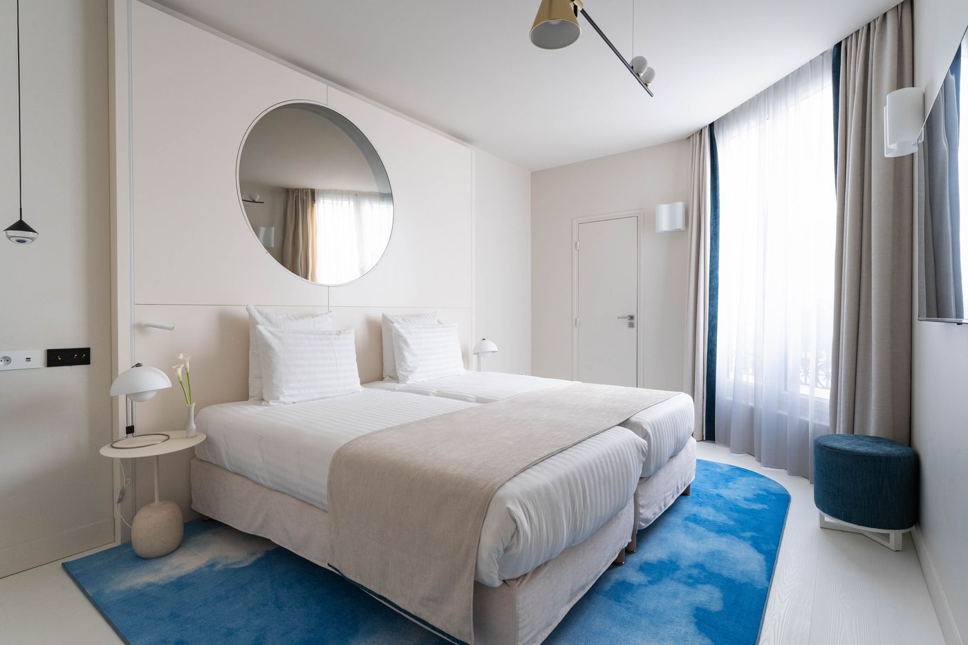 Astra-Opera-Astotel-Room-18