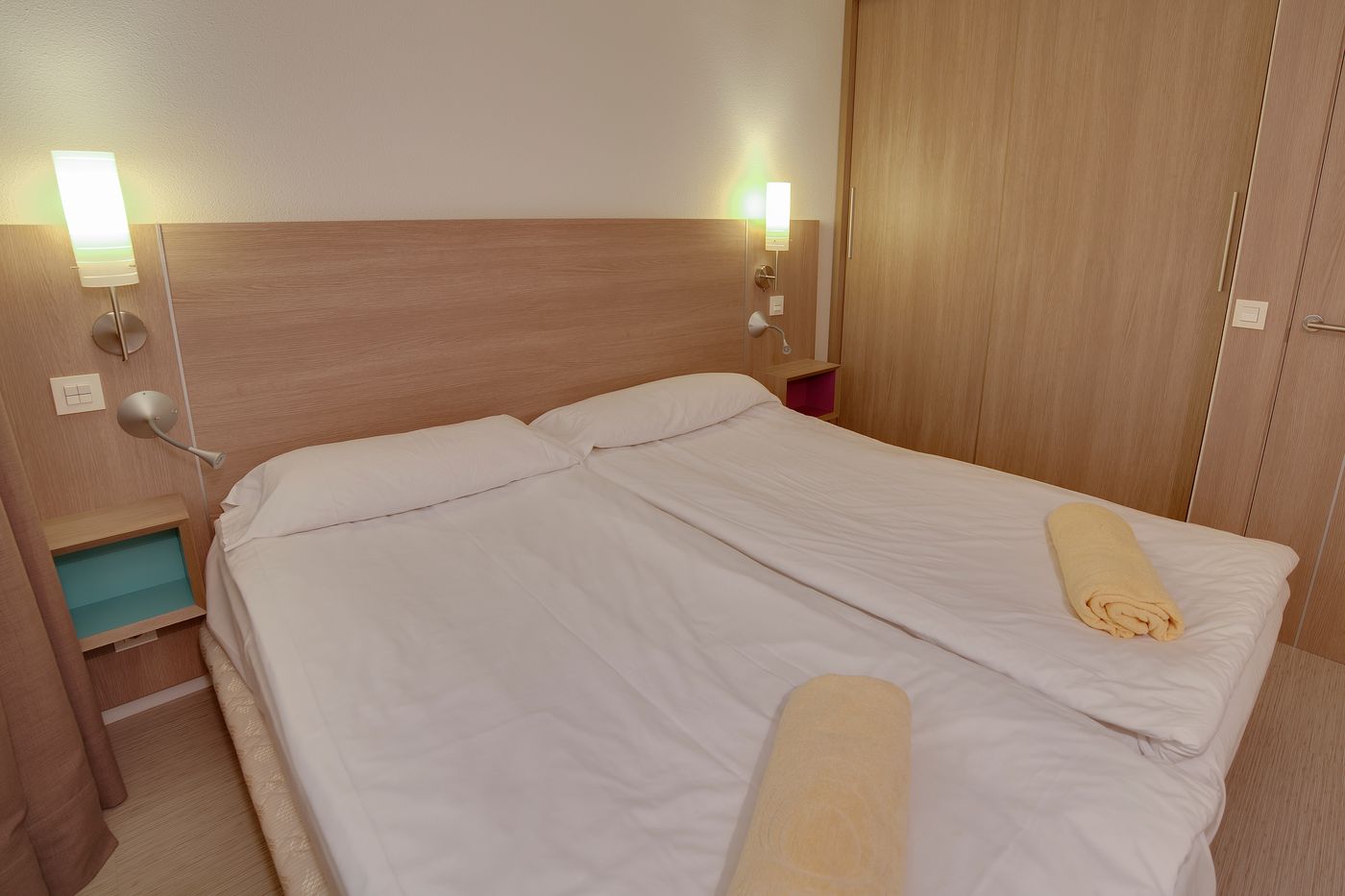 Riviera-Vista-Room-26