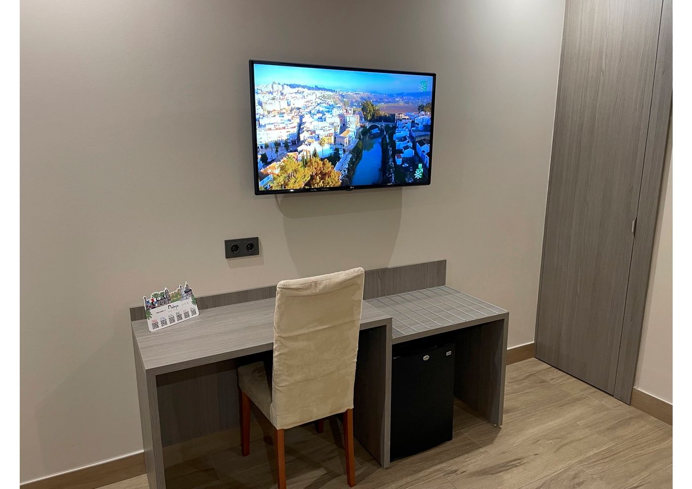 Castilla-Guerrero-Room-31