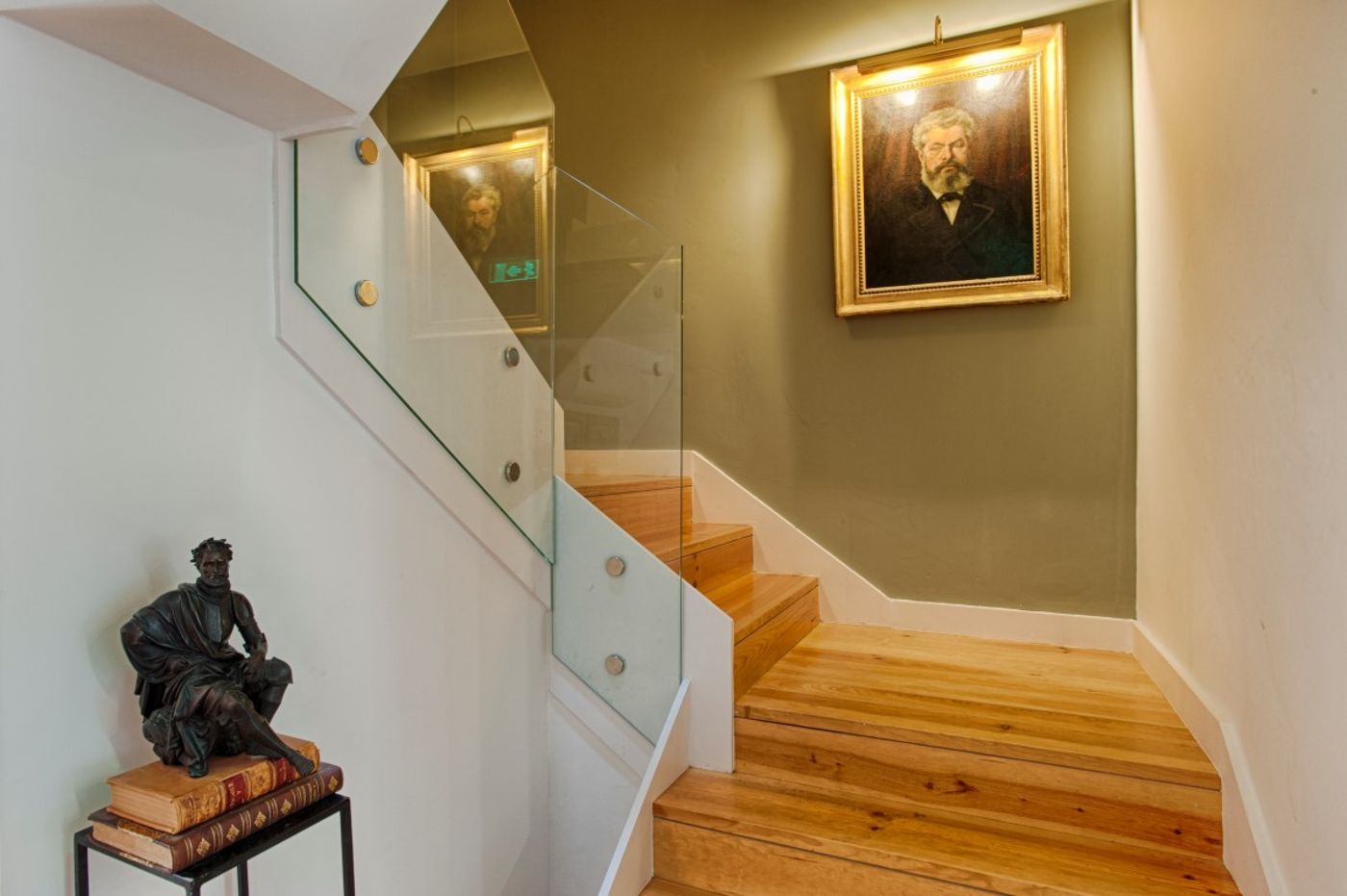 Dear-Lisbon-Charming-House-Lobby-13