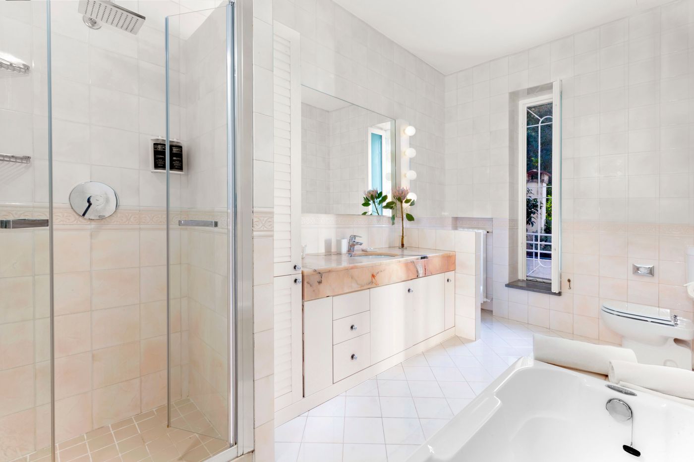 Villa-Oriana-Relais-Room-46