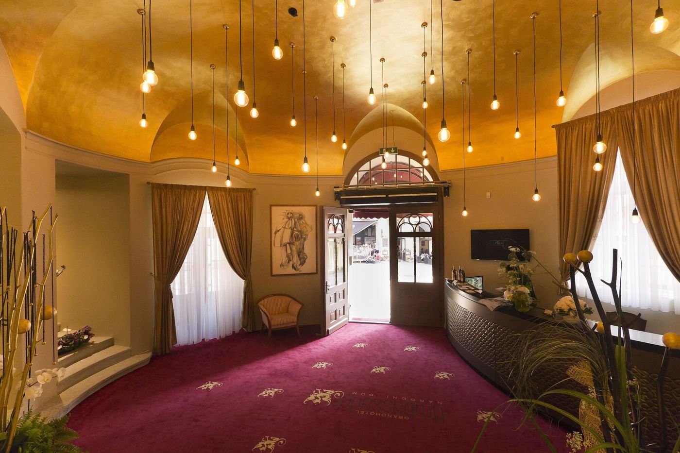 Grandhotel Ambassador Narodni Dum-Czech Republic-KARLOVY VARY -Lobby-4