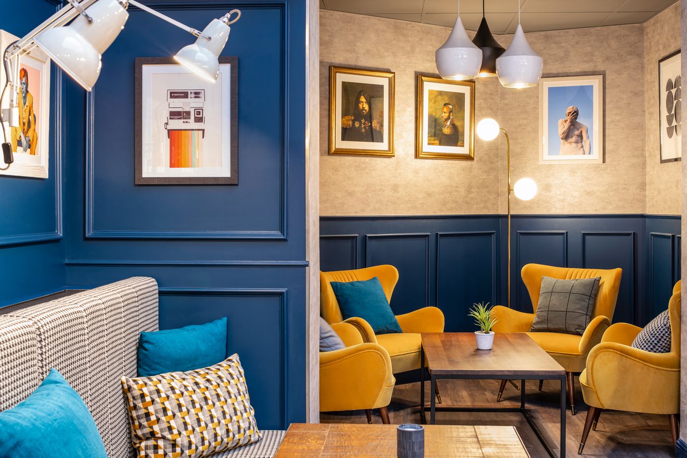 ibis-Paris-Grands-Boulevards-Opera-9th-Lobby-12