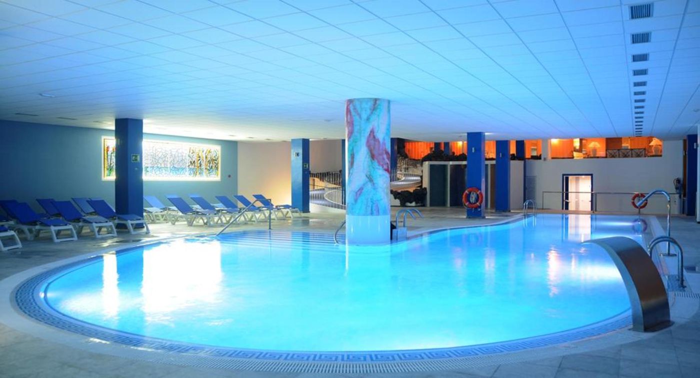 Hotel-Spa-La-Quinta-Park-Suites-Pool-27