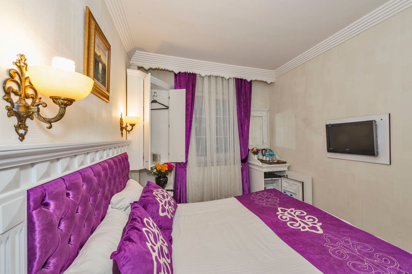 Istanbul-Holiday-Hotel-Room-16